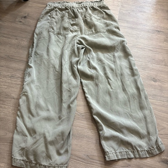 Loft Women's Cropped Pants Green Drawstring Casual Loose Boho Soft Preppy Sz XSP - Picture 6 of 7